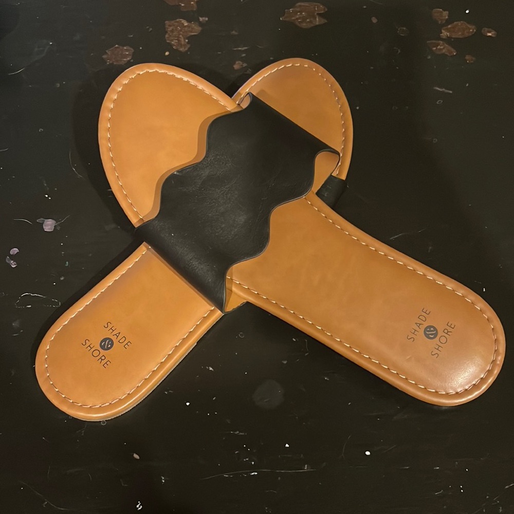 Women’s size 10 sandals